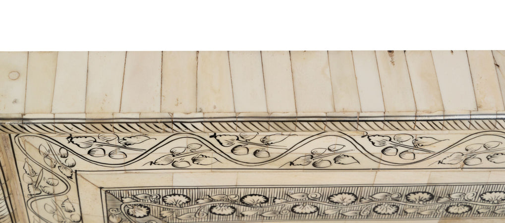 Biscottini Specchiera da appendere verticale/orizzontale in Legno e Osso di cammello L95xPR5XH122 Cm