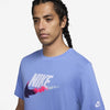 Nike T-Shirt Uomo NSW Tee 6MO FTRA – Cotone Morbido, Grafica Swoosh Royal Pulse