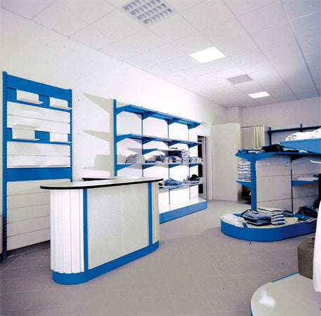 Scaffalatura in metallo per negozi abbigliamento cm. 80x40x250h