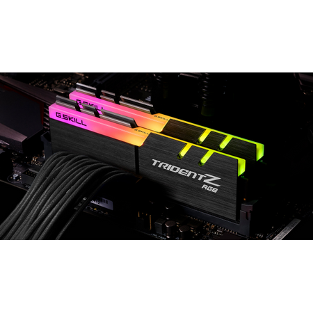 Serie G.Skill TridentZ RGB - DDR4 - Kit - 16 GB: 2 x 8 GB