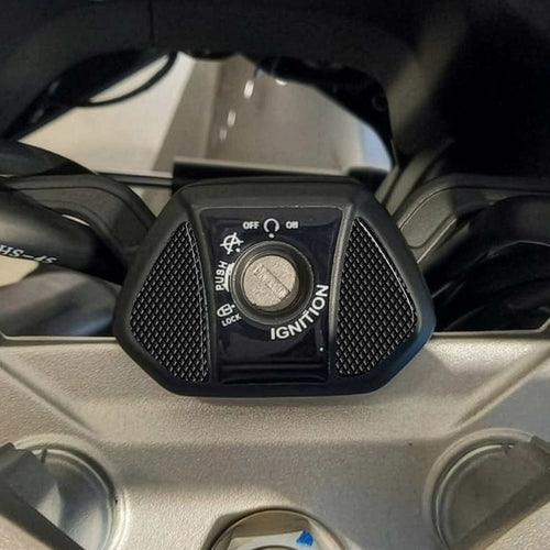 Adesivo 3D Protezione resinata zona accensione moto compatibile con Kove 800X