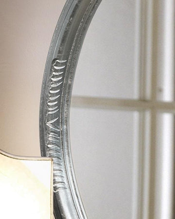 MOBILI2G - Specchiera in foglia argento brillante ovale- Misure: l.73 x h.93 x p.5