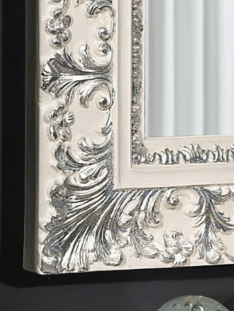 MOBILI2G - Specchiera laccato avorio con particolari-foglia argento brillante- Misure: l.84 x h.104 x p.7