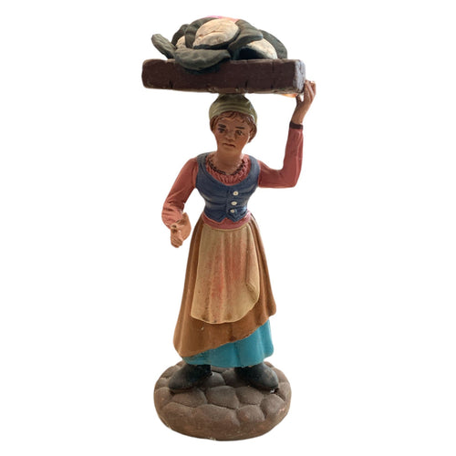 Donna con cavoli statuetta in terracotta artigianale per presepe napoletano da h 13 cm