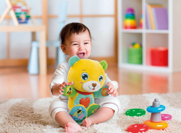 Clementoni Baby - Lele Coccole e Parole - Peluche Parlante Interattivo, Gioco Educativo Prima Infanzia Bambini 6 Mesi, Gioco Pupazzo Neonato, Musicale, Luci e Suoni, con Batterie, in Italiano