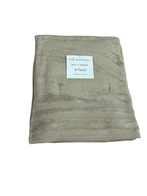 Set Asciugamani 1+1 Milk and Honey Twist in Spugna di Cotone – Made in Italy