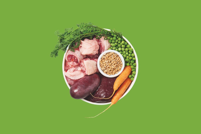 Lily's Kitchen Organic Chicken Supper con Pollo e Carote per Cani Adulti 150gr