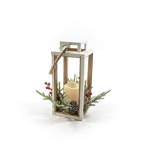 Lanterna in metallo con decorazione rami e bacche, candela con luci a LED