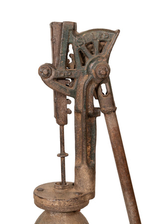 Biscottini Biscottini Fontana pompa ghisa antica da esterno 27x49x127 giardino pozzo