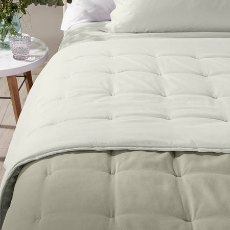 Calduccia Mia ! Caleffi Trapunta Microfibra Alta Qualità Peso Gr 200 MQ. medio mezza stagione