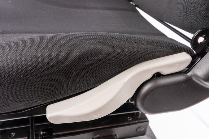 Sedile Activo Plus in tessuto nero con sospensione pneumatica e piastra rotante