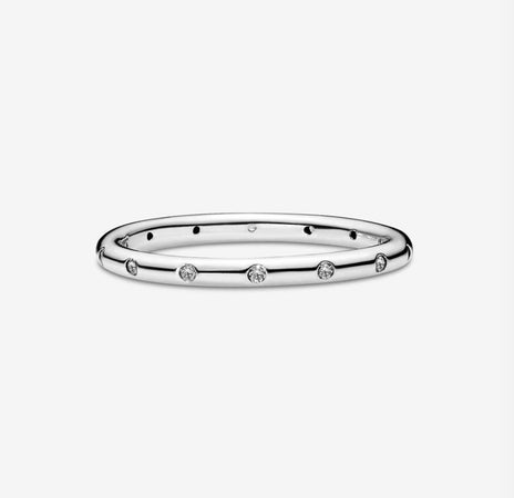 Pandora Anello a fascia scintillante semplice