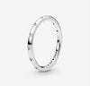 Pandora Anello a fascia scintillante semplice