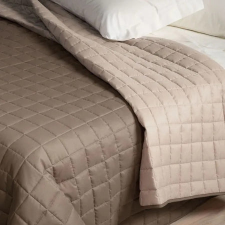 Copriletto Trapuntato Modern ! Caleffi in Microfibra - Eleganza e Comfort per Ogni Stagione