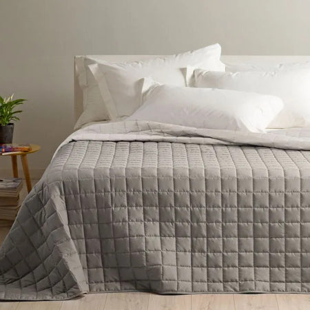 Copriletto Trapuntato Modern ! Caleffi in Microfibra - Eleganza e Comfort per Ogni Stagione