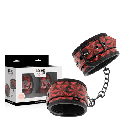 BEGME polsiere fetish in morbido neoprene colore rosso e nero