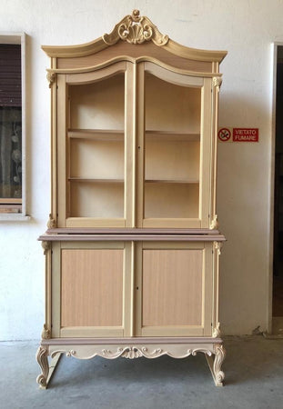 MOBILI 2G - Cristalliera 2 porte classica barocco Legno grezzo 120x56x226