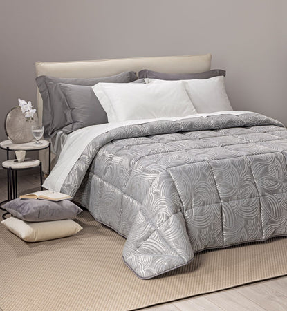Trapunta Apollo ! Caleffi: Raso Jacquard, Lusso e Calore per il Tuo Letto