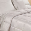 Trapunta Perlee' ! Caleffi: Raso Jacquard, Eleganza e Lusso per Notti da Sogno