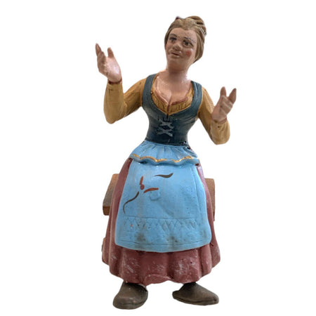 Donna seduta statuetta in terracotta artigianale per presepe napoletano da h 13 cm