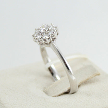 Anello donna Mirco Visconti in oro bianco con rosetta di diamanti