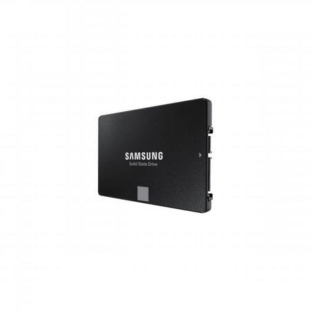 Samsung 870 EVO e' un SSD da 256GB di capacita' e velocita' di letture di 560MB/s