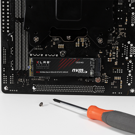 PNY XLR8 CS3140 - SSD - 1 TB - interno - M.2 2280 - PCIe 4.0 x4 (NVMe)