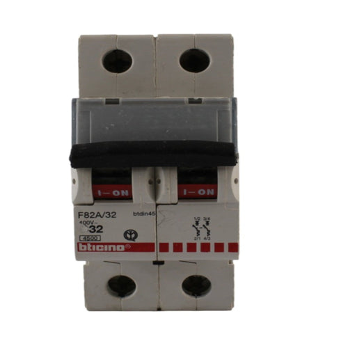 Interruttore magnetotermico 2 poli 2 moduli 32A curva C Bticino