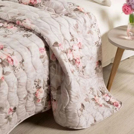 Copriletto Botticelli ! Caleffi: Floreale, Eleganza e Leggerezza per la Tua Camera