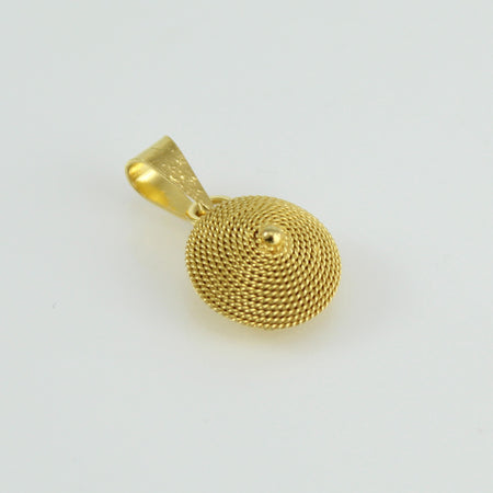 Ciondolo corbula in oro giallo artigianato sardo Realizzato a mano 11 mm