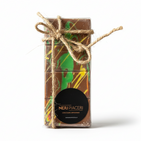 Tavoletta Dubai ripiena di pistacchio e Kataifi al latte