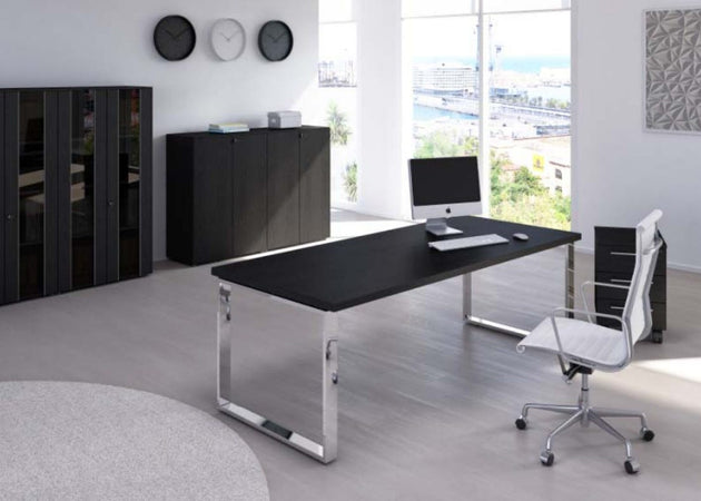 Scrivania ufficio direzionale con struttura di metallo e mobile di servizio laterale cm. 195/225x170x74h