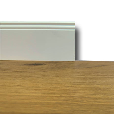 100ml di Battiscopa PREMIUM in legno MASSELLO mod.DUCALE 120x15 laccato bianco RAL 9010  (Avorio) - Eternal Parquet