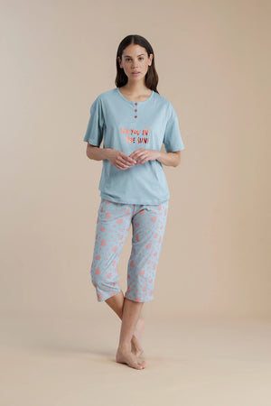 Pigiama donna in cotone con maglia a manica corta e pantalone bermuda con stampa