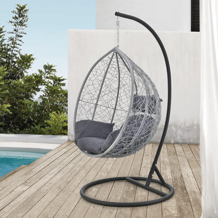 Poltrona a dondolo sospesa "Kubra" per giardino e veranda in rattan con cuscino