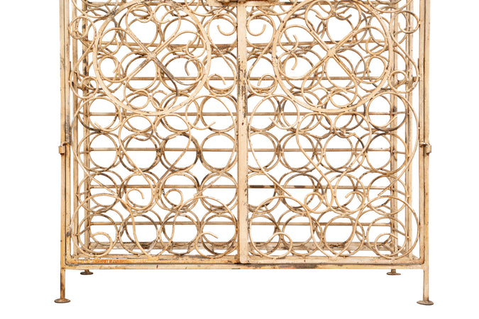 Biscottini Mobile cantina in ferro battuto pieno finitura bianca anticata Portabottiglie