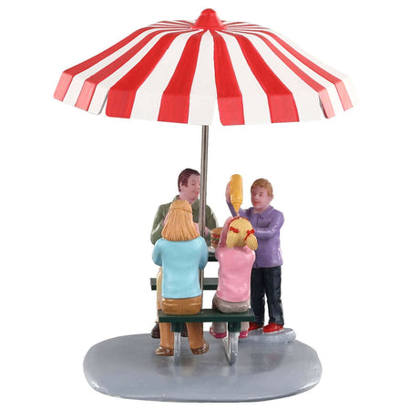 Pranzo al Parco personaggi per villaggio di Natale in Poliresina‎