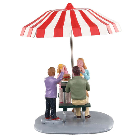 Pranzo al Parco personaggi per villaggio di Natale in Poliresina‎