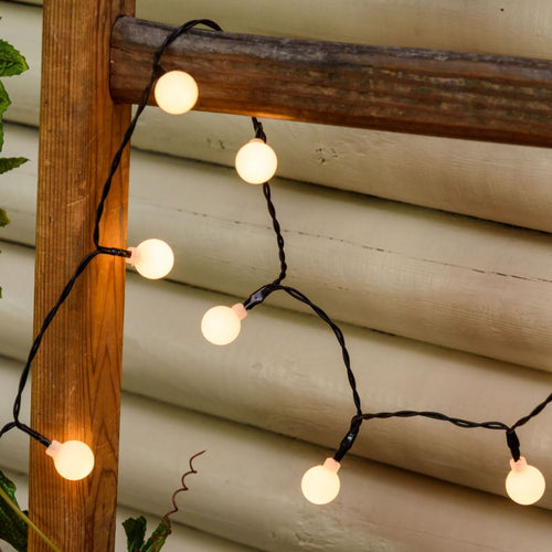 Catena luminosa solare con 50 lampadine a led decorazione per giardino 5 mt