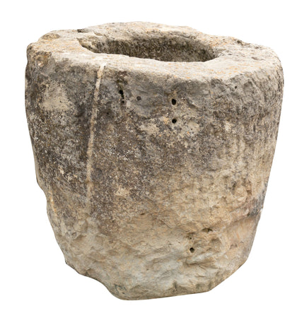 Biscottini Vecchio mortaio gigante in pietra
