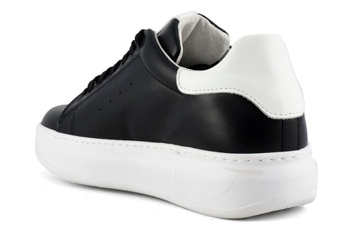 SNEAKERS IN PELLE