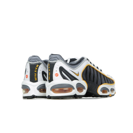 Nike Scarpa Bassa Uomo Air Max Tailwind Iv Metro Grey/white/resin/white da uomo