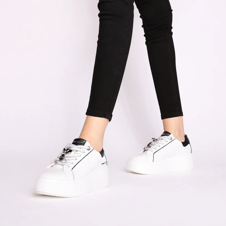 ToscaBlu Donna Sneakers Clara in pelle con accessorio gatto colore bianco/nero