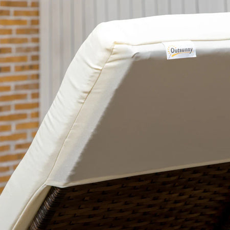 Set 2 Lettini Prendisole con Cuscini Imbottiti e Tavolino in Rattan PE, Marrone e Beige 862-068V00MB