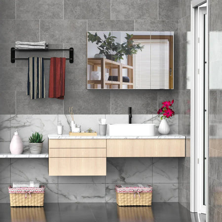Armadietto Pensile da Bagno a Parete con Specchio a 3 Ante e Ripiani Regolabili in Legno 90x60x13.5cm BN3834-163BN3