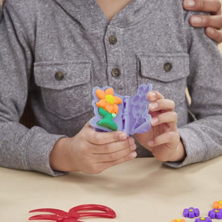 Play-Doh My Little Garden, Scatola di pasta modellabile per coltivare fiori e frutti con accessori, dai 3 anni in su
