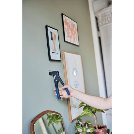 Blister da 10 pezzi. tasselli ad espansione metallici 8x46 viti m4x55 5001547 rapidi