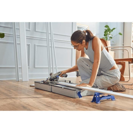 Stazione di taglio CS12V-S1C con sega compatta da 12 V, accessori, 1 batteria da 2 Ah, 1 caricabatteria - Dremel Blueprint