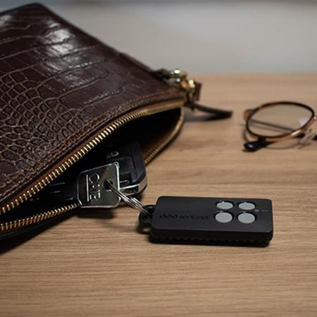 SCS Sentinel - Remoto Gate a 4 canali con rotazione del codice cobest - gara 50m - AAM0121