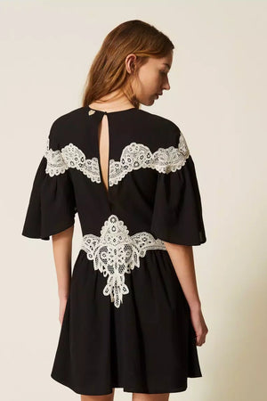 Abito corto in mussola con macramè | TWINSET